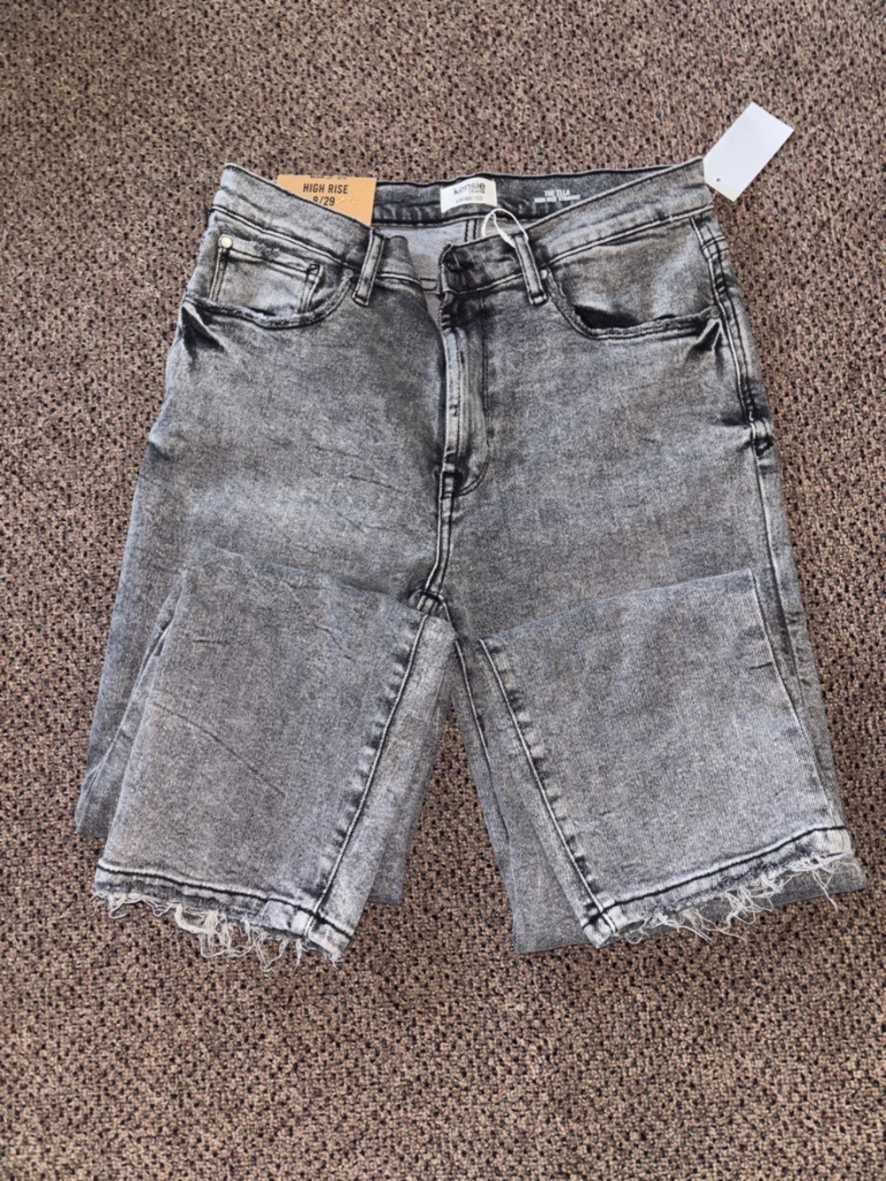 Kensie Gray Washed High-Rise Boyfriend Jeans